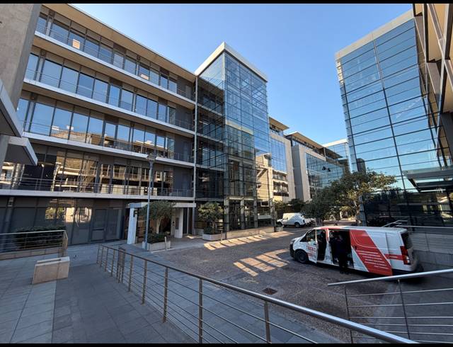 5,141M² OFFICE TO LET IN CAPE TOWN CITY CENTRE